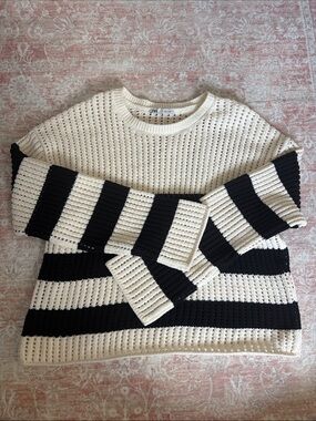 Zara Cream and Black Striped Open-Knit Crew Neck Sweater